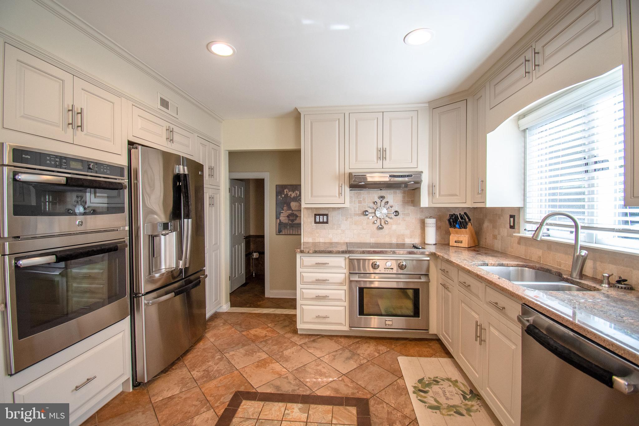 232 Stoneybrook Road Newtown, PA 18940 - Photo 8 of 67