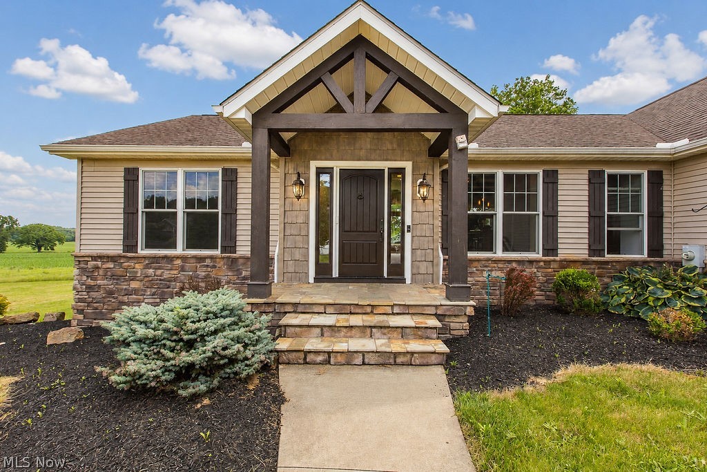 9503 Mennonite Road Wadsworth, OH 44281 - Photo 2 of 42