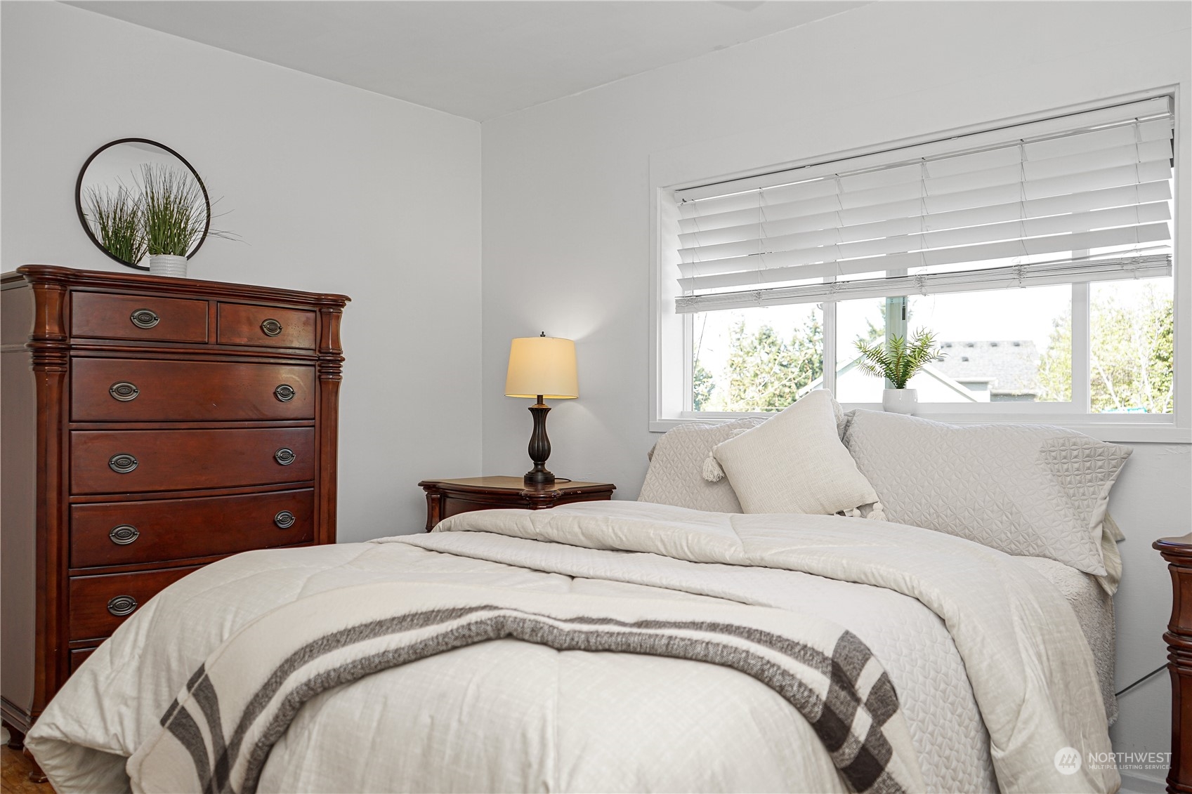 862 Aberdeen Avenue Northeast Renton, WA 98056 - Photo 8 of 40 Gallery Image 8