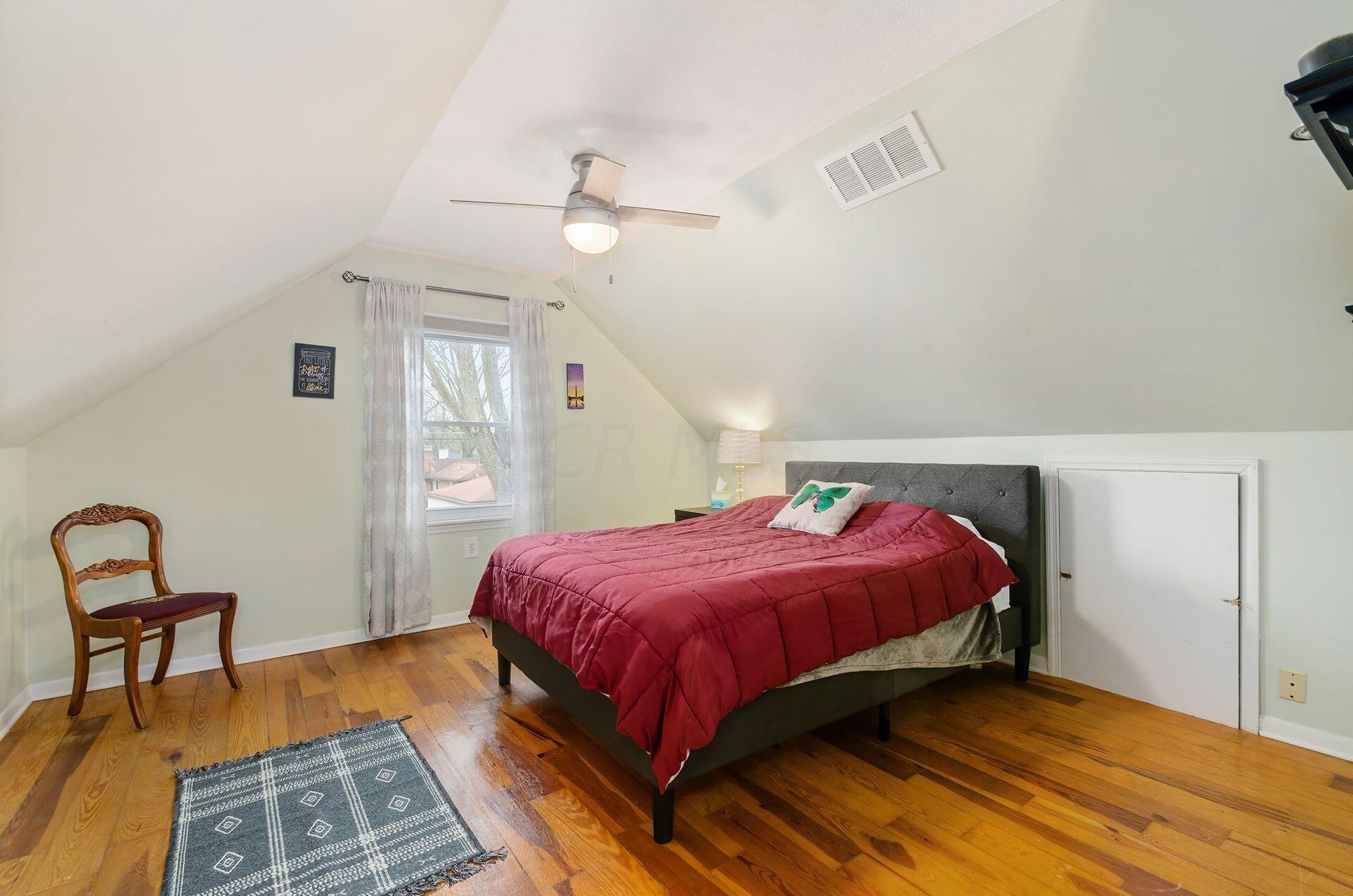 453 Chatham Road Columbus, OH 43214 - Photo 13 of 26 013_25f6_K 453 Chatham Rd 040