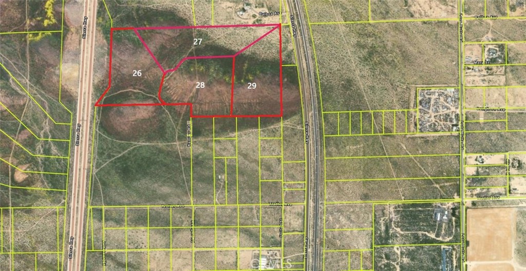 10600 Kemper Road Mojave, CA 93501 - Photo 8 of 21 a bathroom with a shower