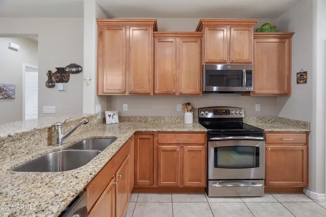 $389,900 | 26638 West Irma Lane, Buckeye, AZ 85396