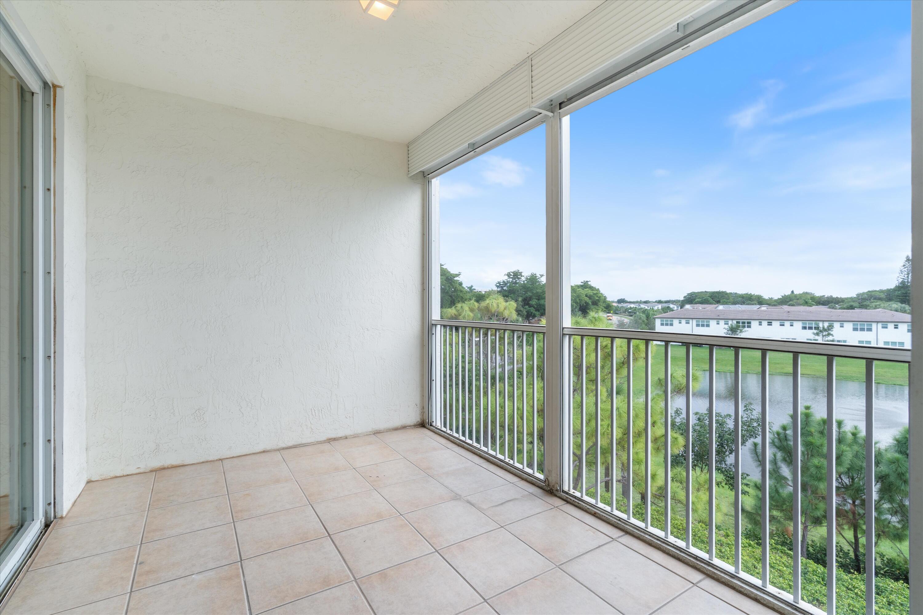 22715 Camino Del Mar, Unit 42 Boca Raton, FL 33433 - Photo 11 of 24 23-22715 Camino Del Mar #42 Boca Raton,