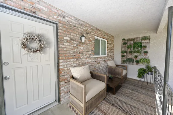 $445,000 | 1728 West Fremont Avenue, Fresno, CA 93711