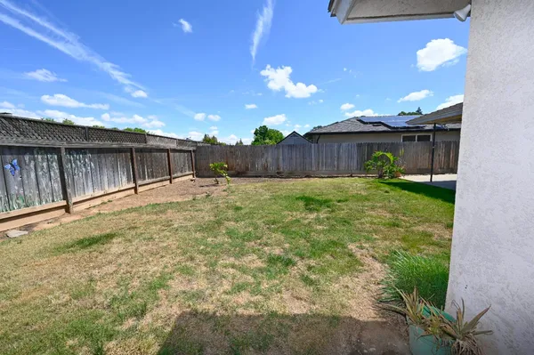 $445,000 | 1728 West Fremont Avenue, Fresno, CA 93711