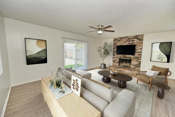 $445,000 | 1728 West Fremont Avenue, Fresno, CA 93711