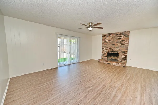 $445,000 | 1728 West Fremont Avenue, Fresno, CA 93711