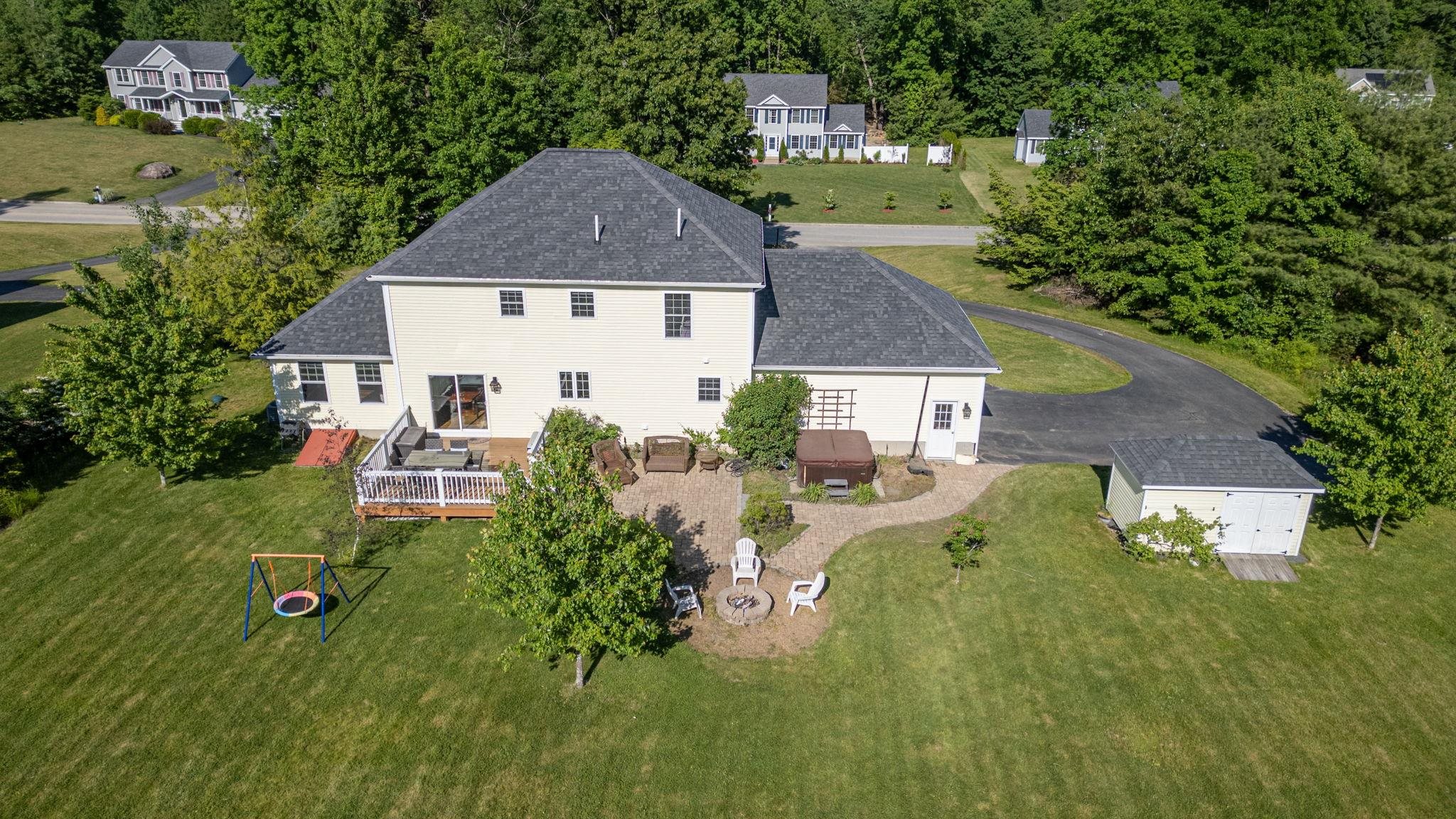 16 Lampton Drive Derry, NH 03038 - Photo 24 of 29