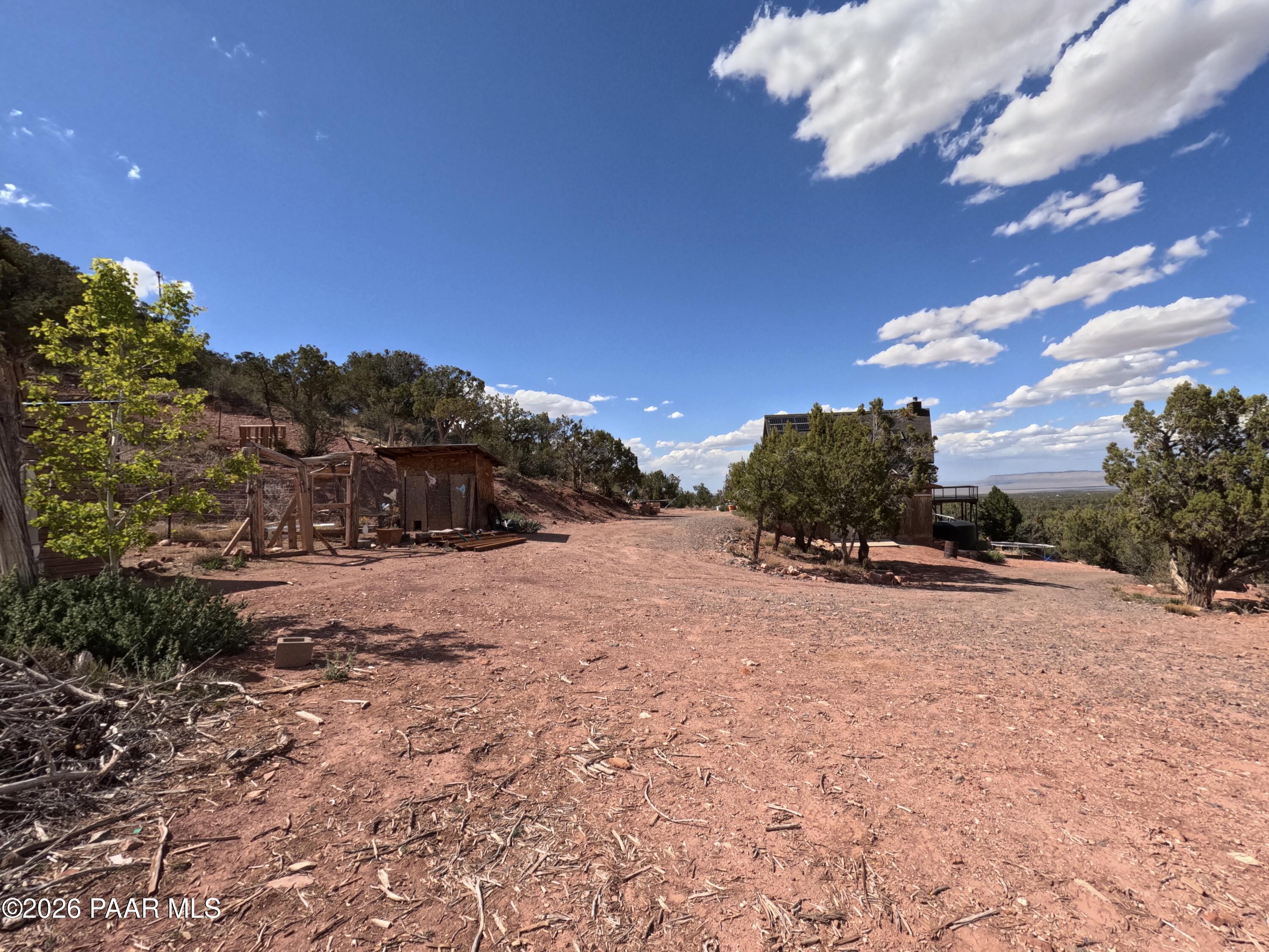 33867 West Whiskey River Road Seligman, AZ 86337 - Photo 39 of 50 Parking