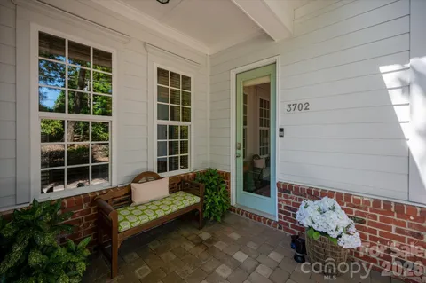 $1,075,000 | 3702 Selwyn Avenue, Charlotte, NC 28209