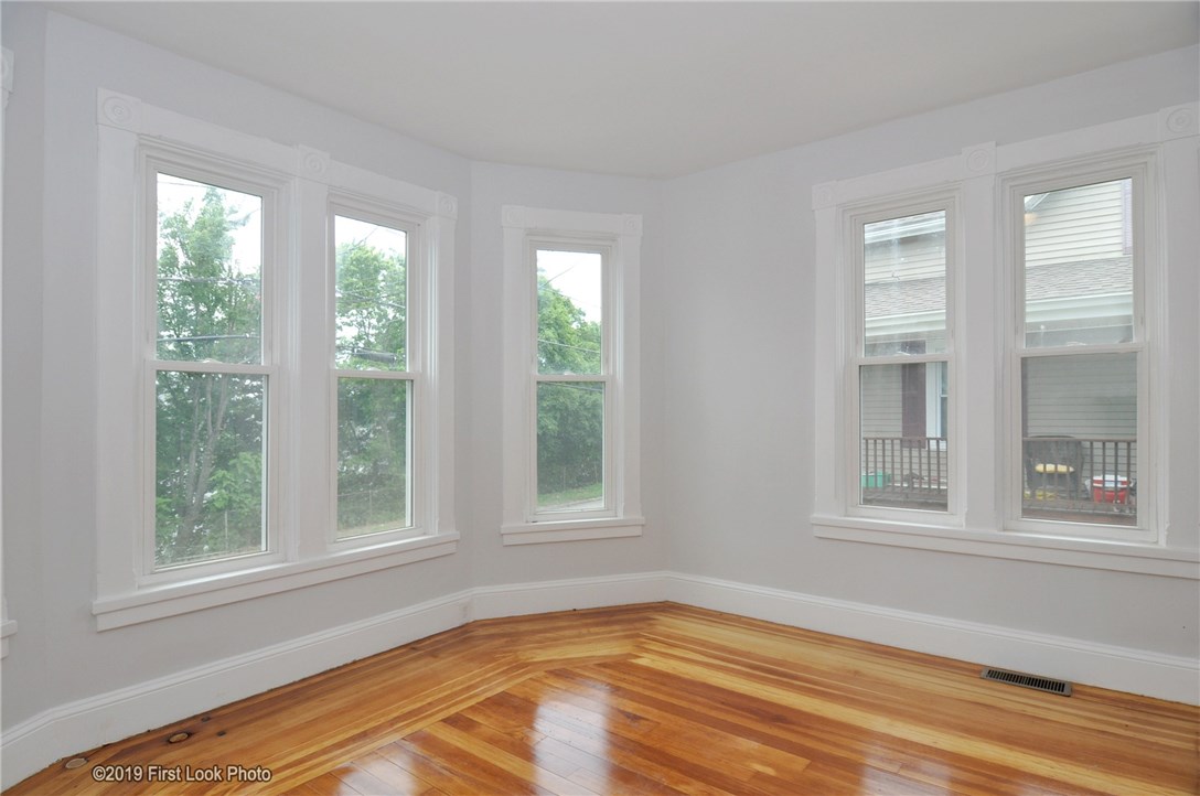 33 Robinson Street Woonsocket, RI 02895 - Photo 15 of 40