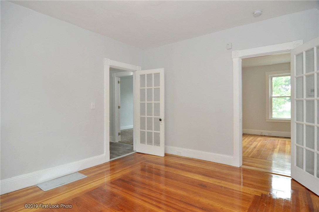 33 Robinson Street Woonsocket, RI 02895 - Photo 8 of 40