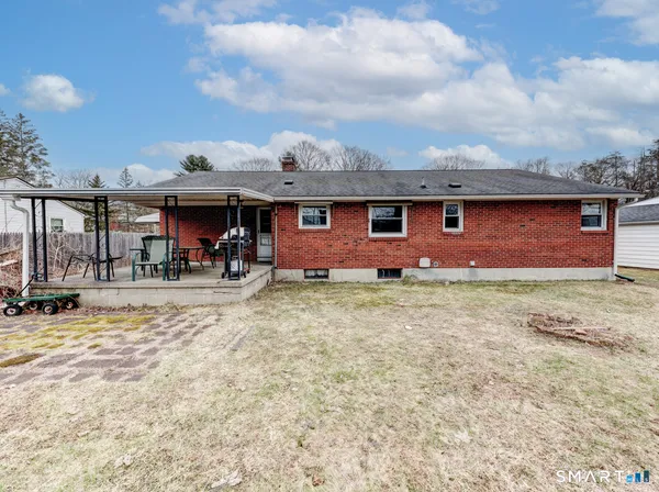 $289,000 | 106 Hartford Avenue, Torrington, CT 06790