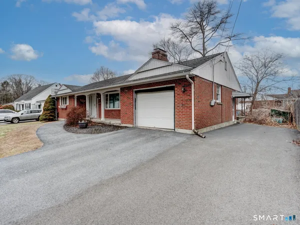 $289,000 | 106 Hartford Avenue, Torrington, CT 06790