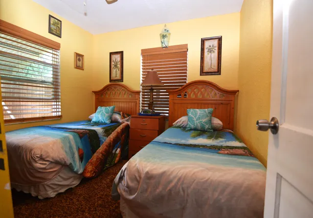 $210,000 | 711 Cedar Place, Fort Pierce, FL 34950