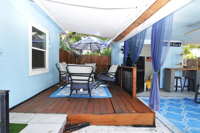 $210,000 | 711 Cedar Place, Fort Pierce, FL 34950