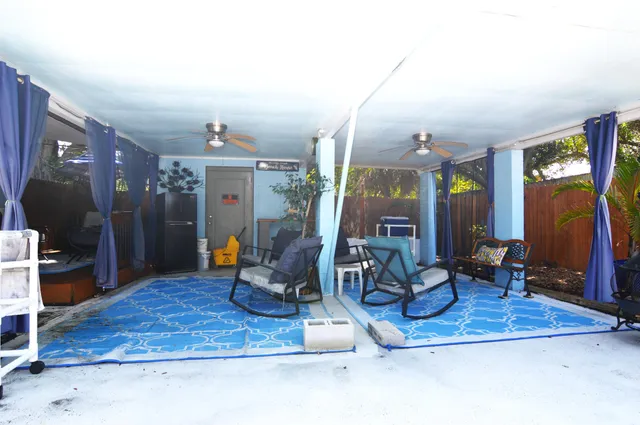 $210,000 | 711 Cedar Place, Fort Pierce, FL 34950