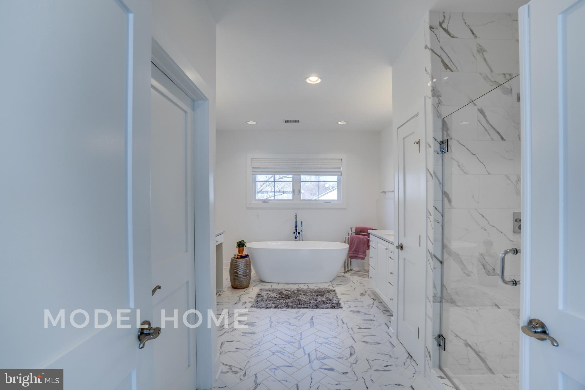 1749 Anderson Road Falls Church, VA 22043 - Photo 14 of 32 Gallery Image 14