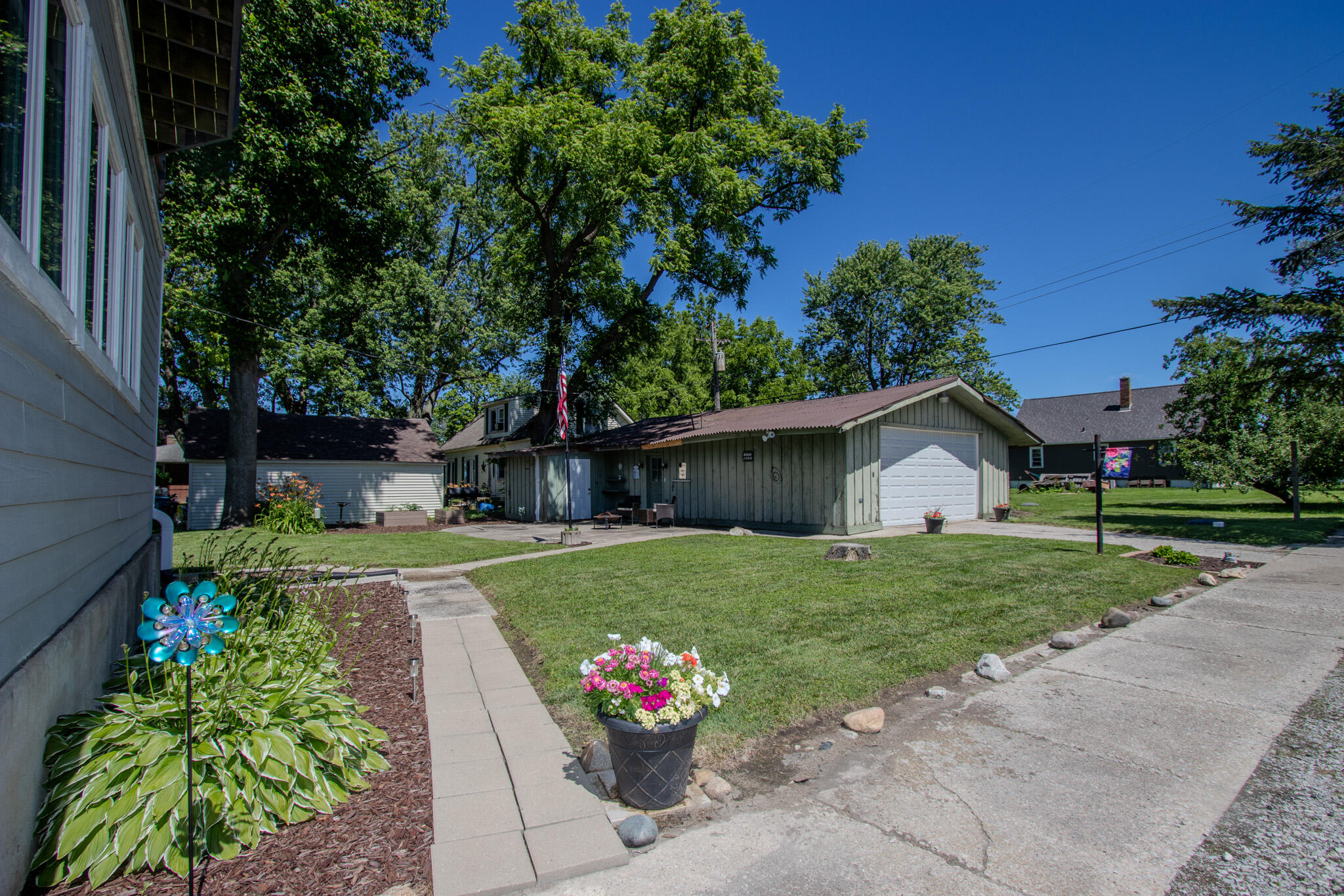 401 4th Street Hobart, IN 46342 - Photo 10 of 48 2048x1365