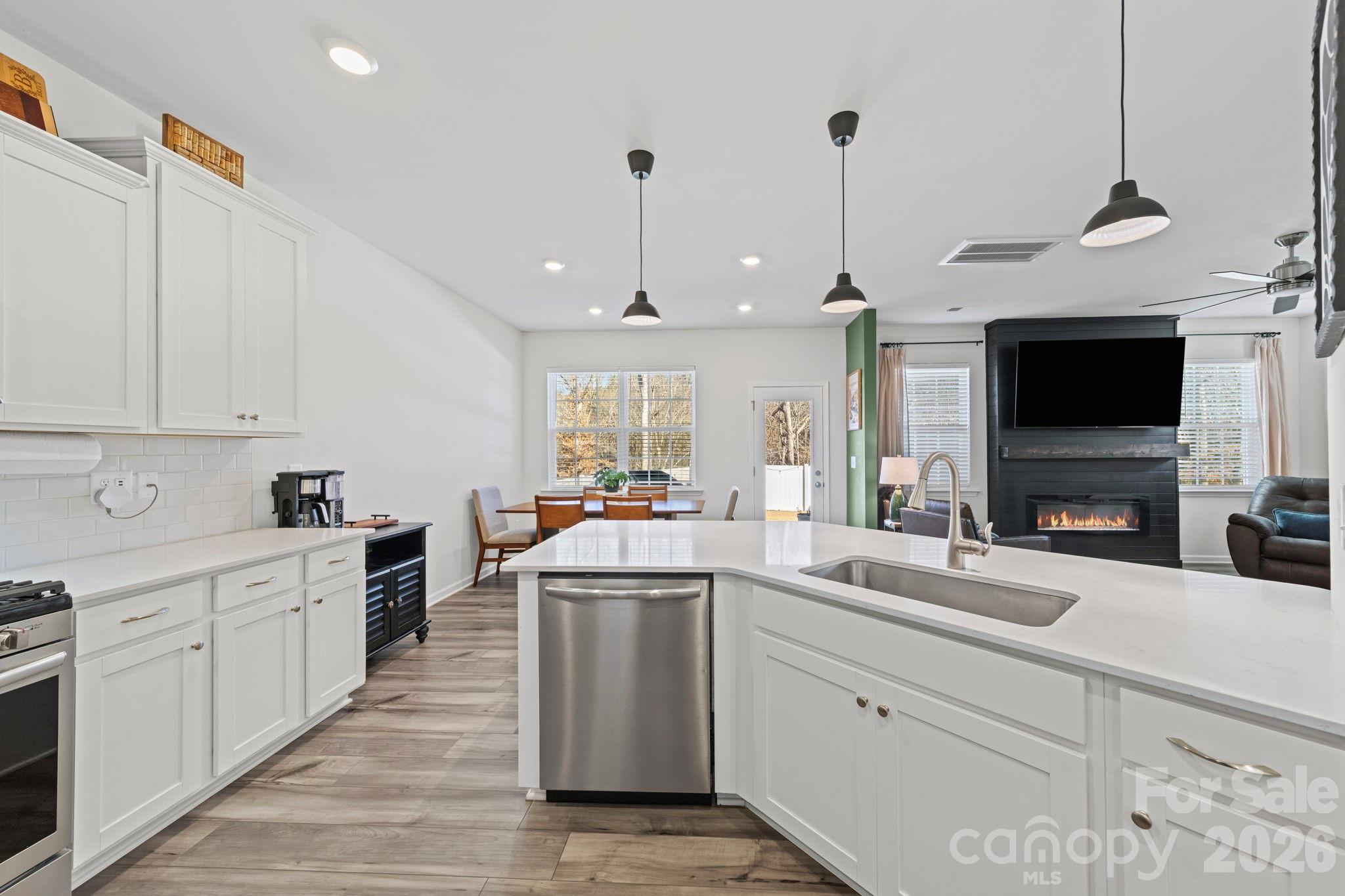 5843 Soft Shell Drive Lancaster, SC 29720 - Photo 9 of 48