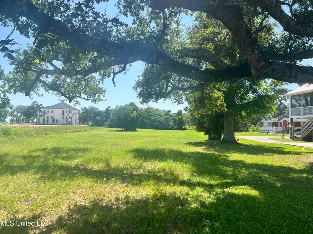 $165,000 | 135 Arkansas Avenue, Gulfport, MS 39507