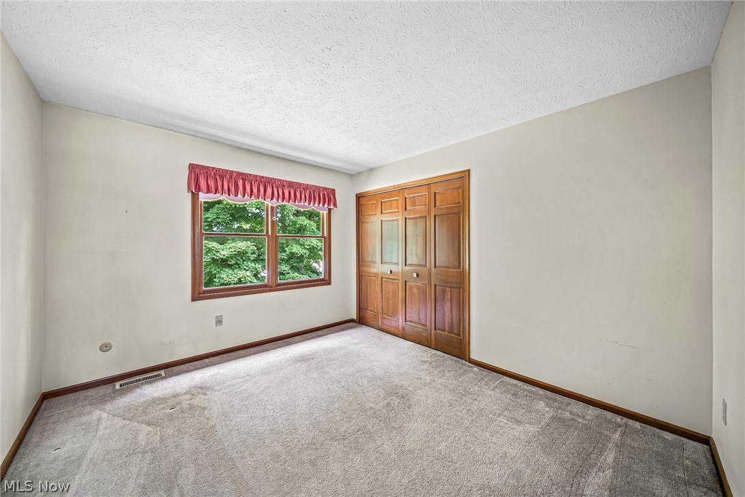 6325 Coldstream Road Cleveland, OH 44143 - Photo 14 of 20 Gallery Image 14
