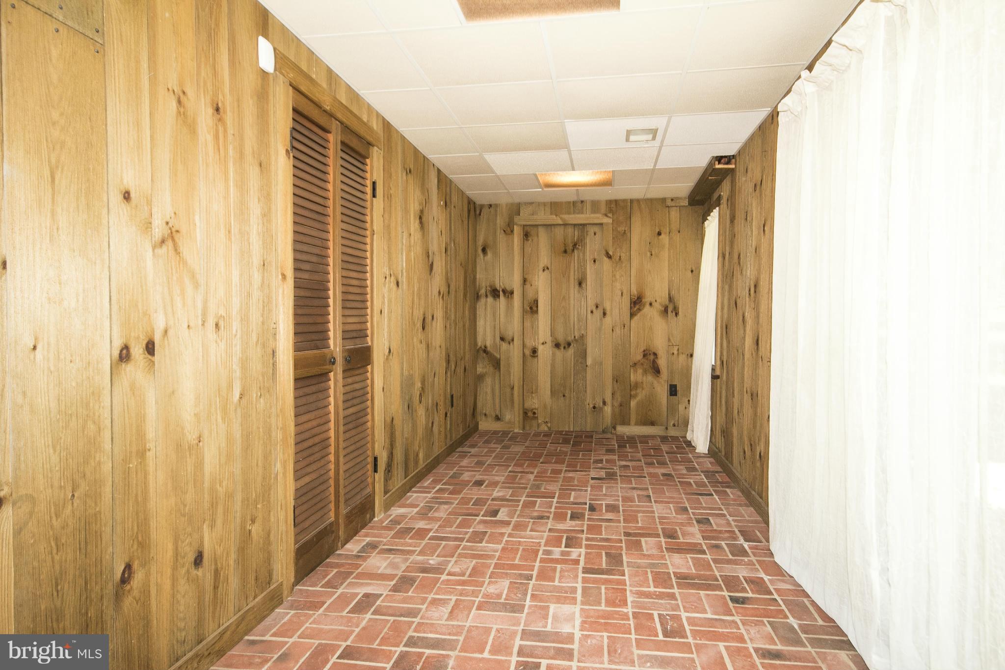 1609 Chester Mill Road Silver Spring, MD 20906 - Photo 25 of 27 Custom Barn Wood Paneling