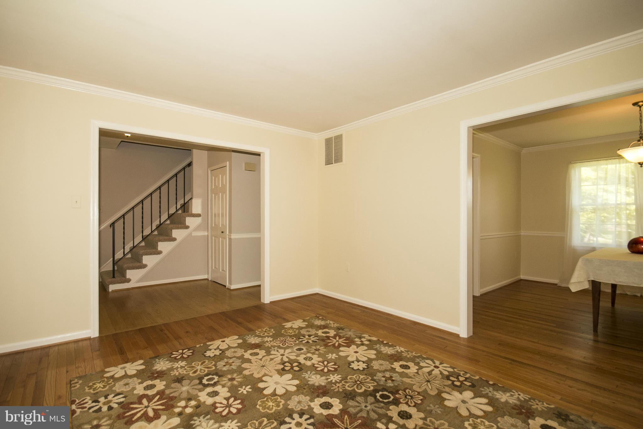 1609 Chester Mill Road Silver Spring, MD 20906 - Photo 10 of 27 Living Room