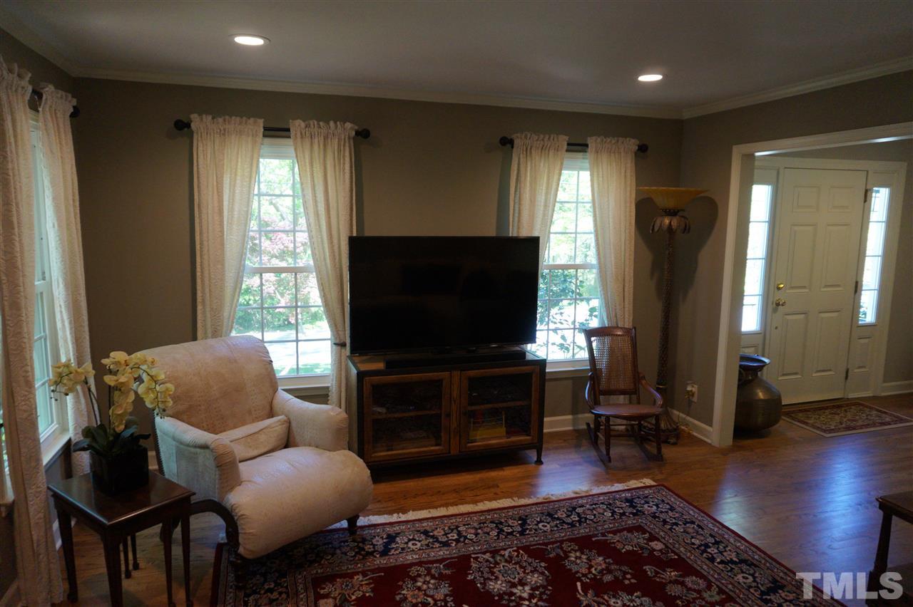 1712 Baker Road Raleigh, NC 27607 - Photo 10 of 18