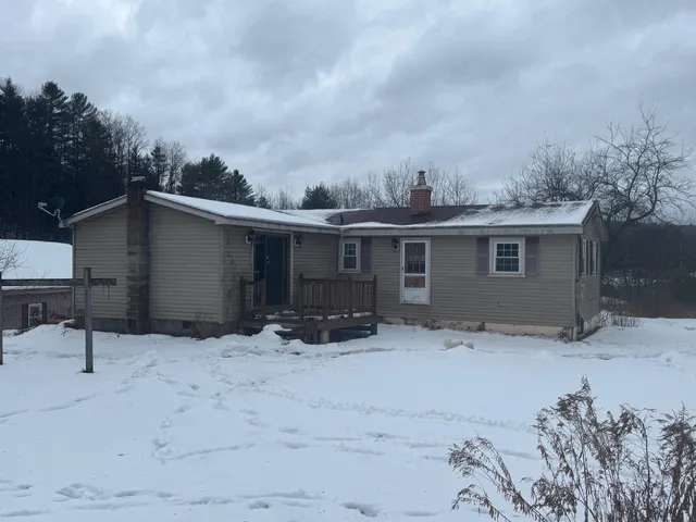 $186,000 | 846 New Boston Road, St. Johnsbury, VT 05819