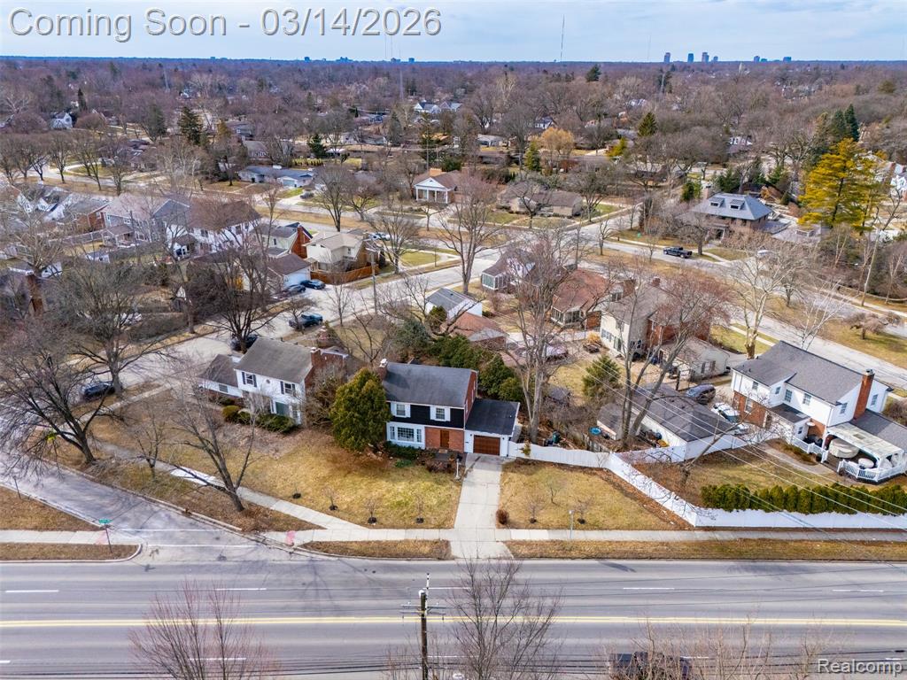 2211 Crooks Road Royal Oak, MI 48073 - Photo 34 of 39 Gallery Image 34