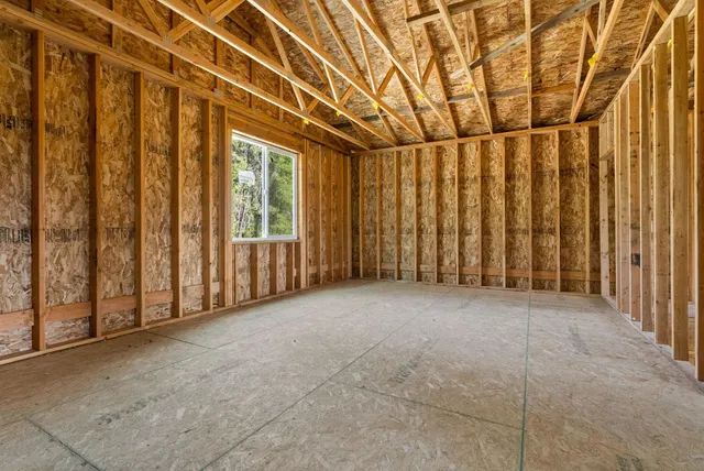 $329,000 | 322 Triple D Lane, Newport, WA 99156