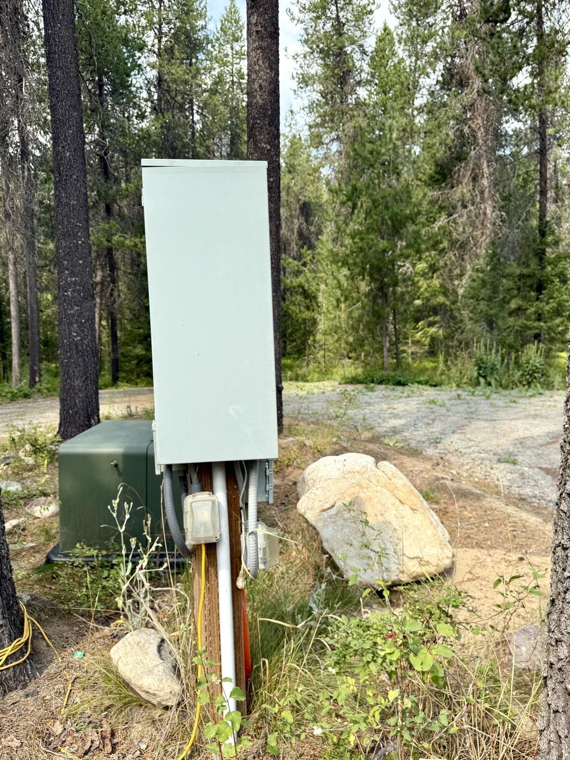 322 Triple D Lane Newport, WA 99156 - Photo 36 of 40