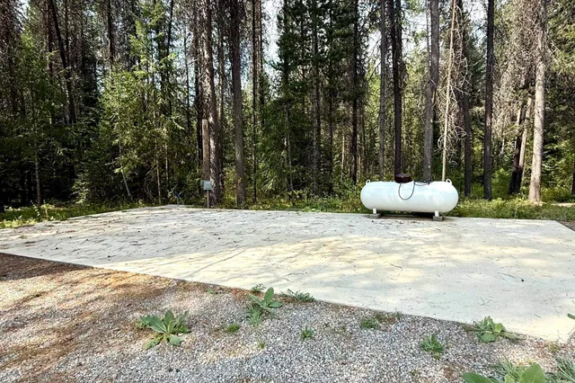 $329,000 | 322 Triple D Lane, Newport, WA 99156