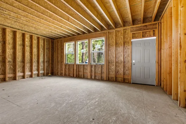 $329,000 | 322 Triple D Lane, Newport, WA 99156