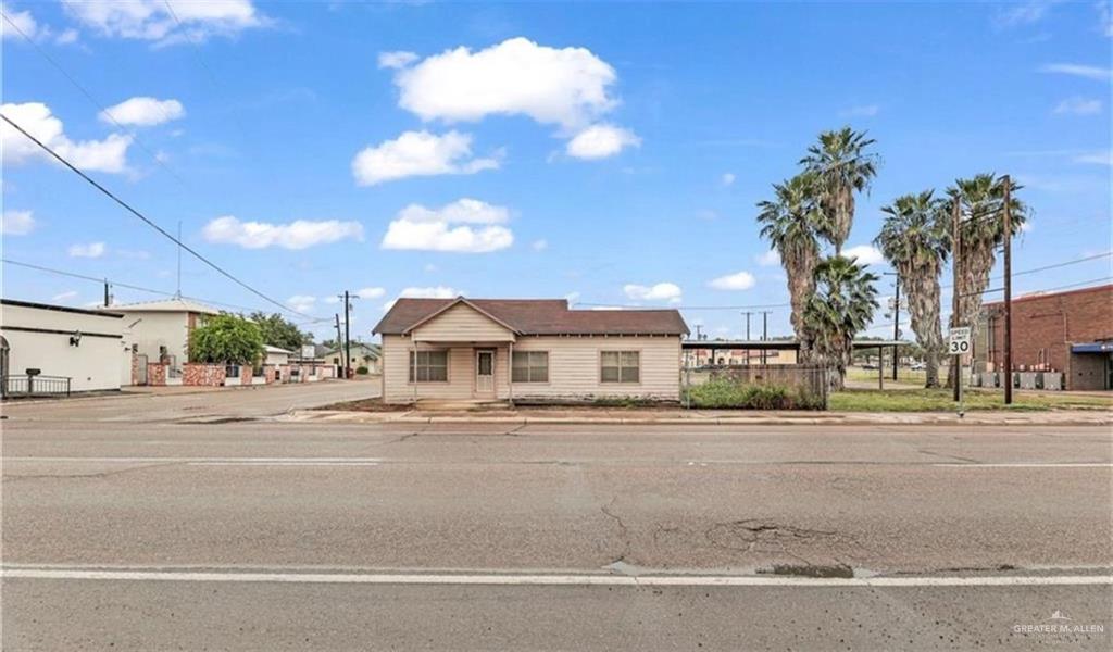 107 East Main Street Rio Grande City, TX 78582 - Photo 1 of 16 View of front of house