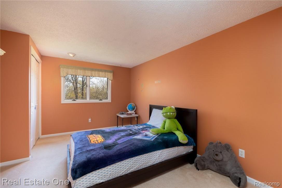 1808 Jason Circle Rochester, MI 48306 - Photo 15 of 23 DSC04041-Edit.jpg