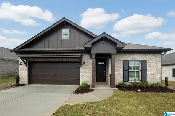 $2,300 | 204 Stockyard Circle, Madison, AL 35757