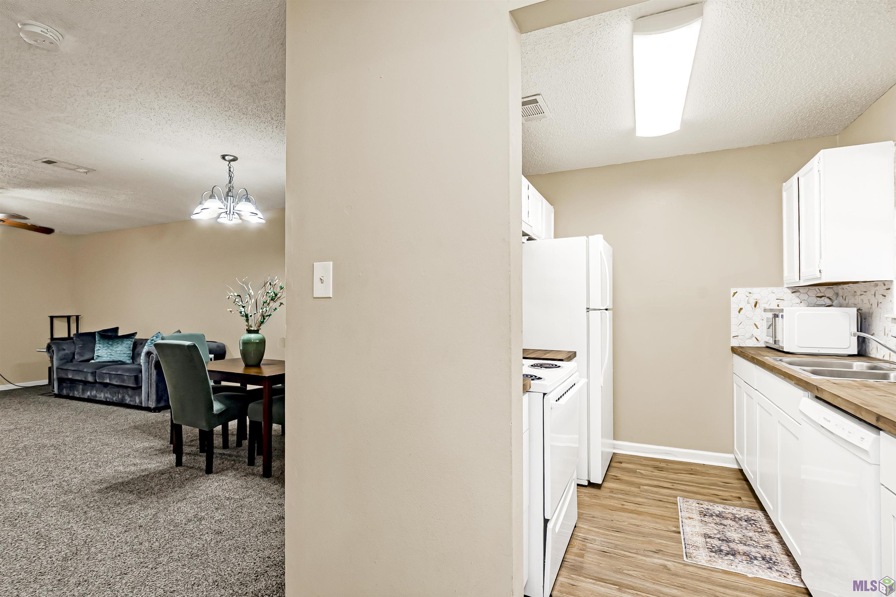 1826 South Brightside View Drive, Unit M Baton Rouge, LA 70820 - Photo 3 of 10