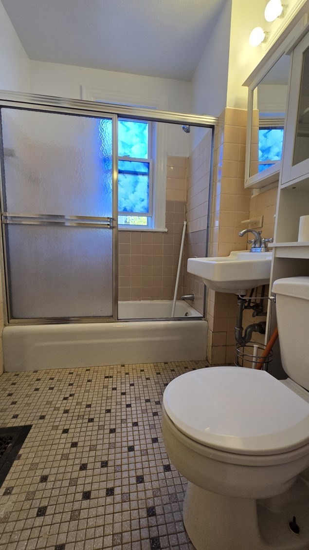 27 Newcastle Road, Unit 1 Boston, MA 02135 - Photo 8 of 12 Gallery Image 8