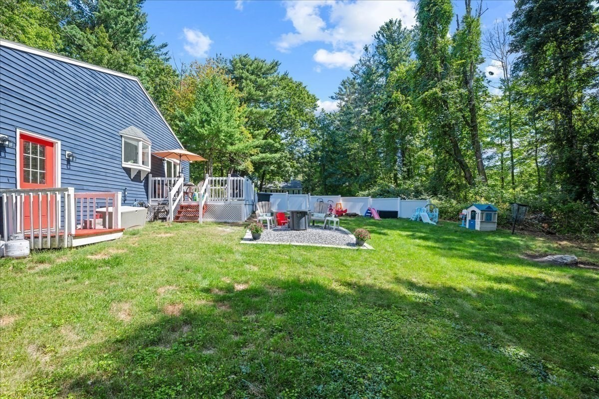 65 Carter Road Worcester, MA 01609 - Photo 25 of 36 Gallery Image 25