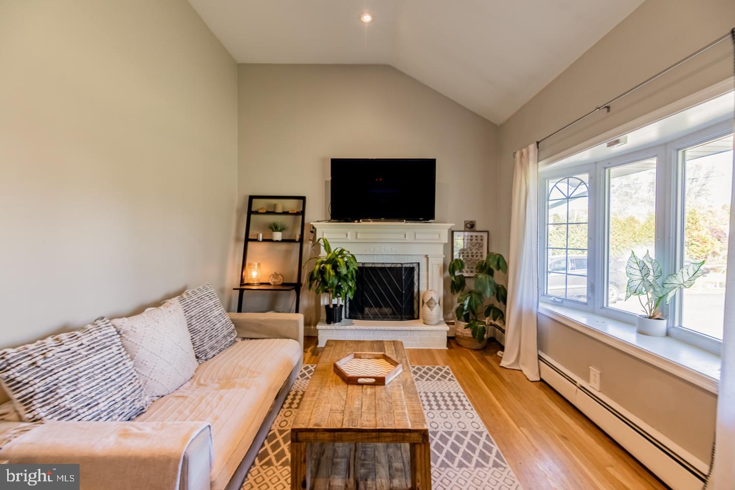 245 Sharp Road Marlton, NJ 08053 - Photo 4 of 50