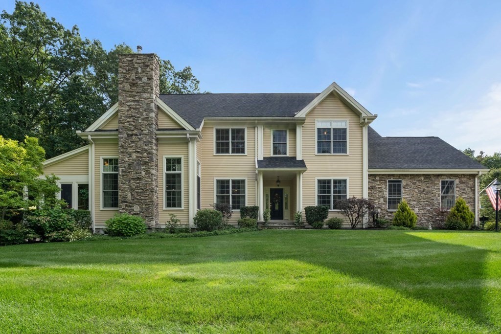 21 Golf Ridge Drive, Unit 21 Sutton, MA 01590 - Photo 1 of 40 Gallery Image 1