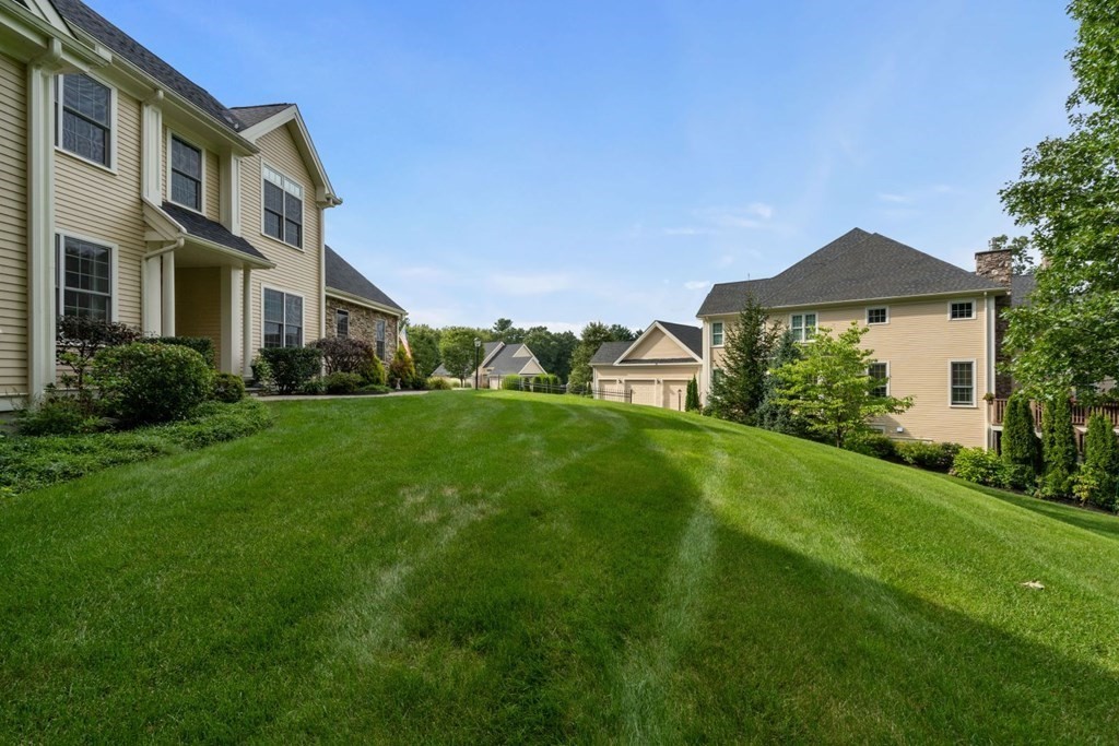 21 Golf Ridge Drive, Unit 21 Sutton, MA 01590 - Photo 4 of 40 Gallery Image 4