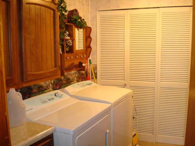 1415 Tennell Road Pekin, IL 61554 - Photo 4 of 6 Gallery Image 4