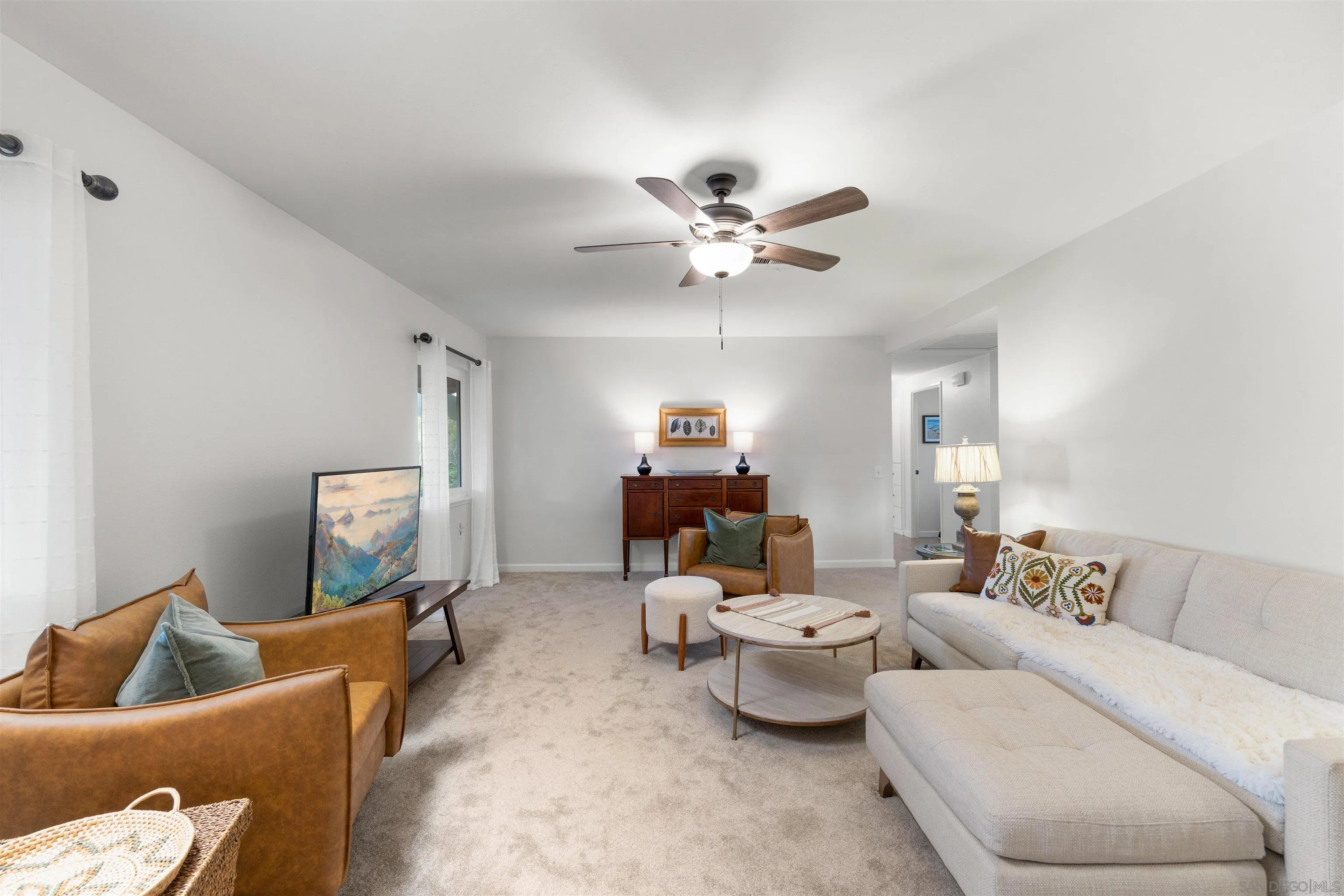 11944 Callado Road San Diego, CA 92128 - Photo 3 of 25 Gallery Image 3