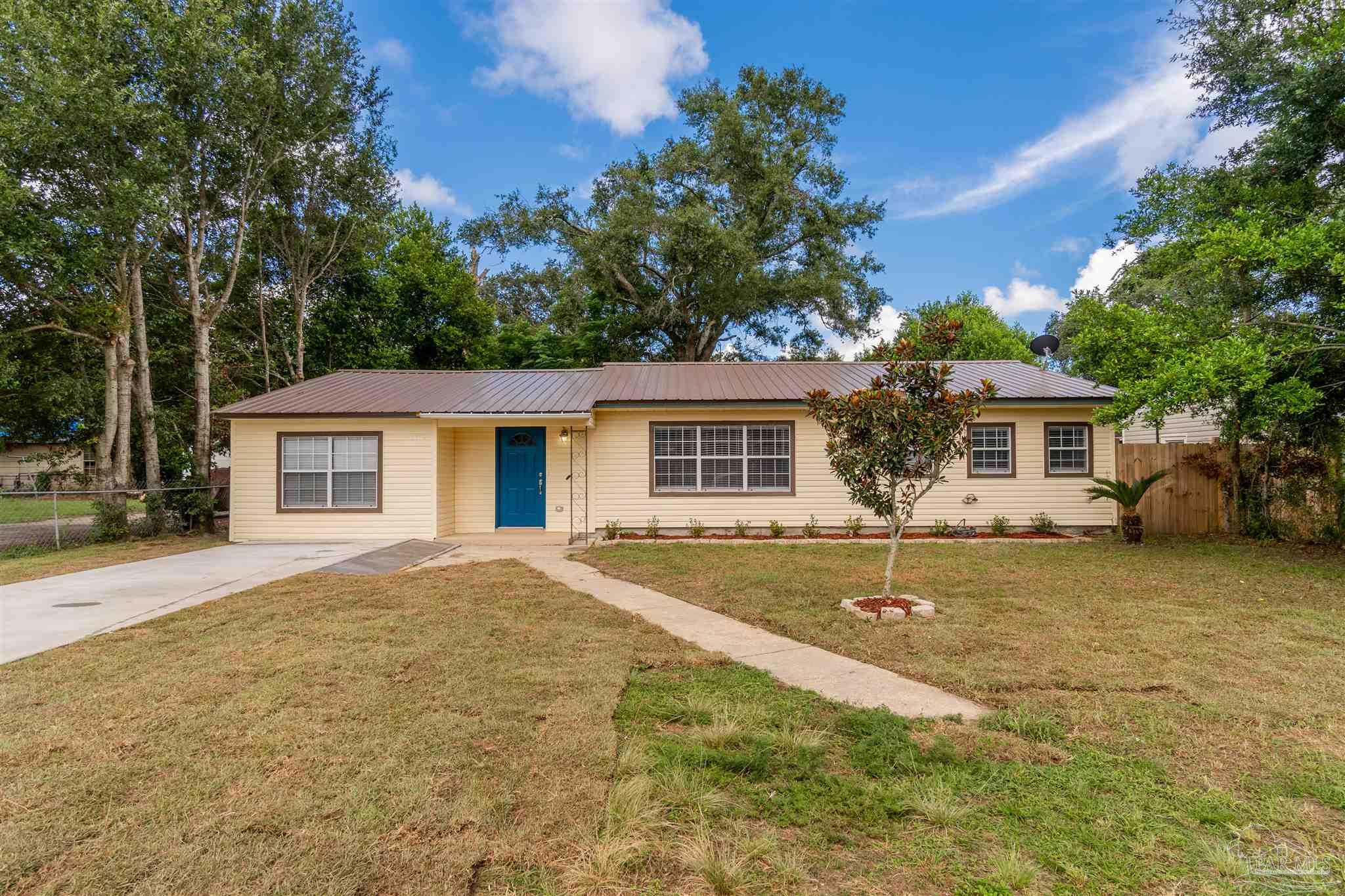 109 Reed Road Pensacola, FL 32507 - Photo 1 of 37