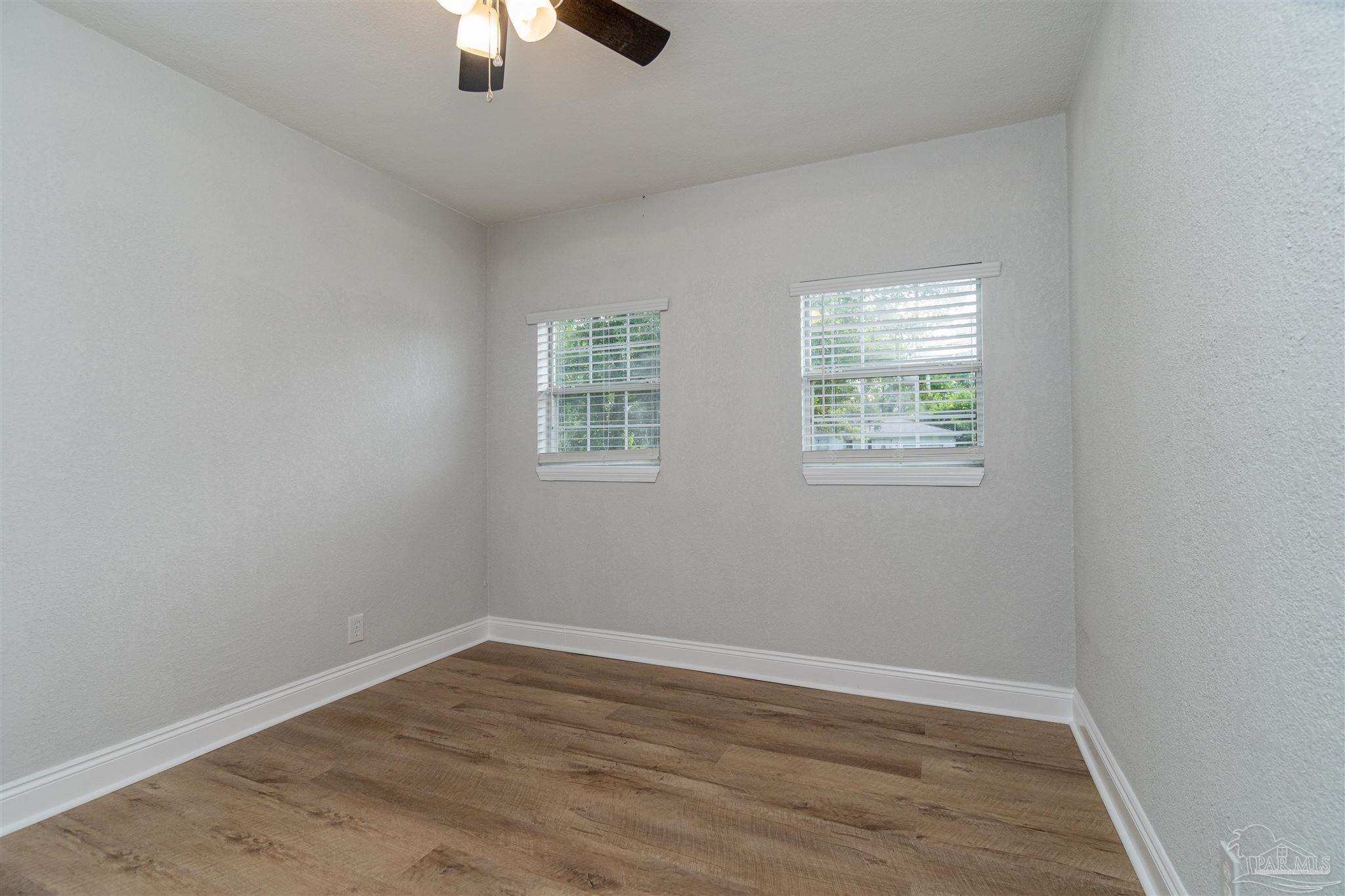 109 Reed Road Pensacola, FL 32507 - Photo 18 of 37