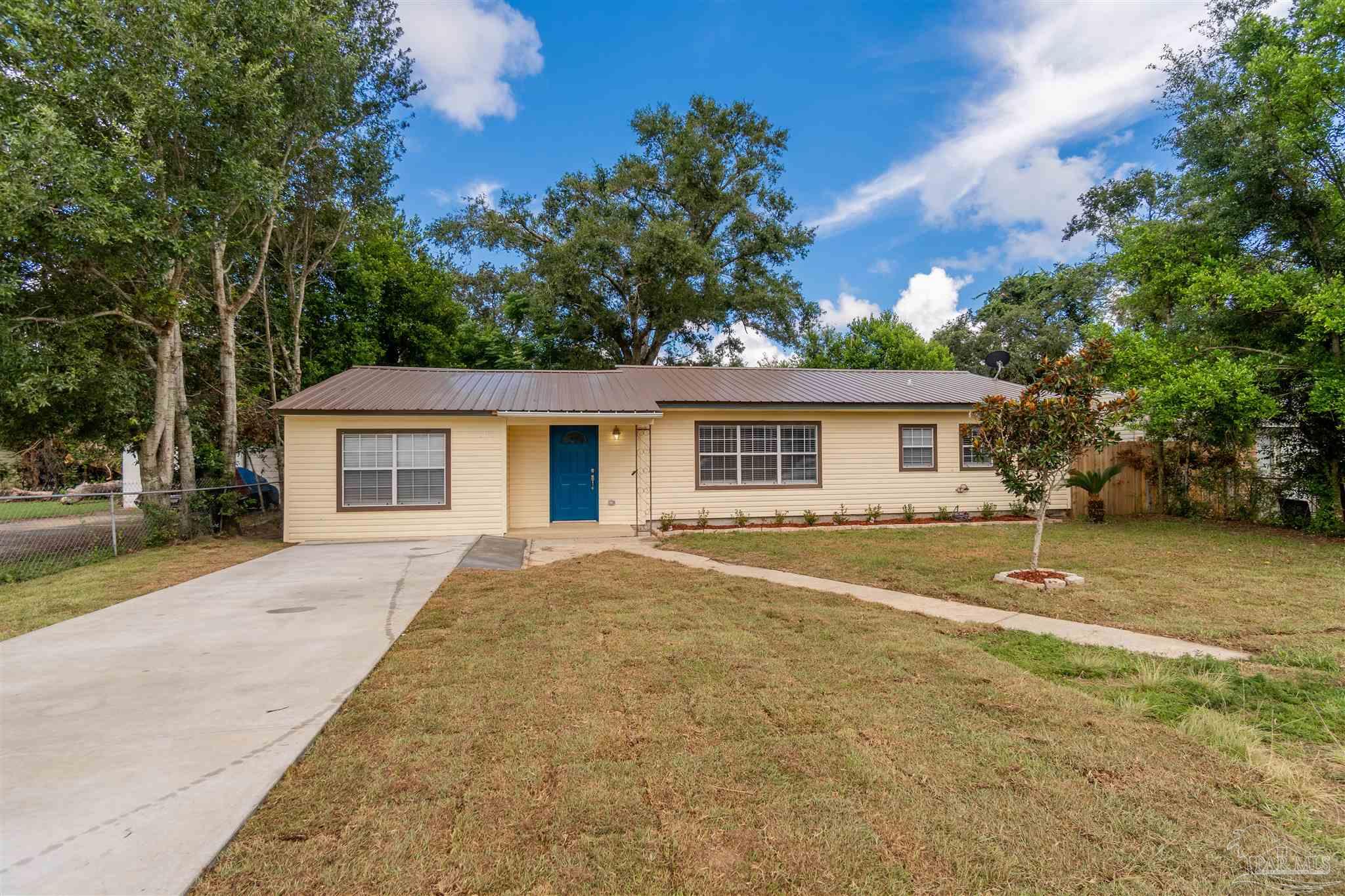 109 Reed Road Pensacola, FL 32507 - Photo 3 of 37
