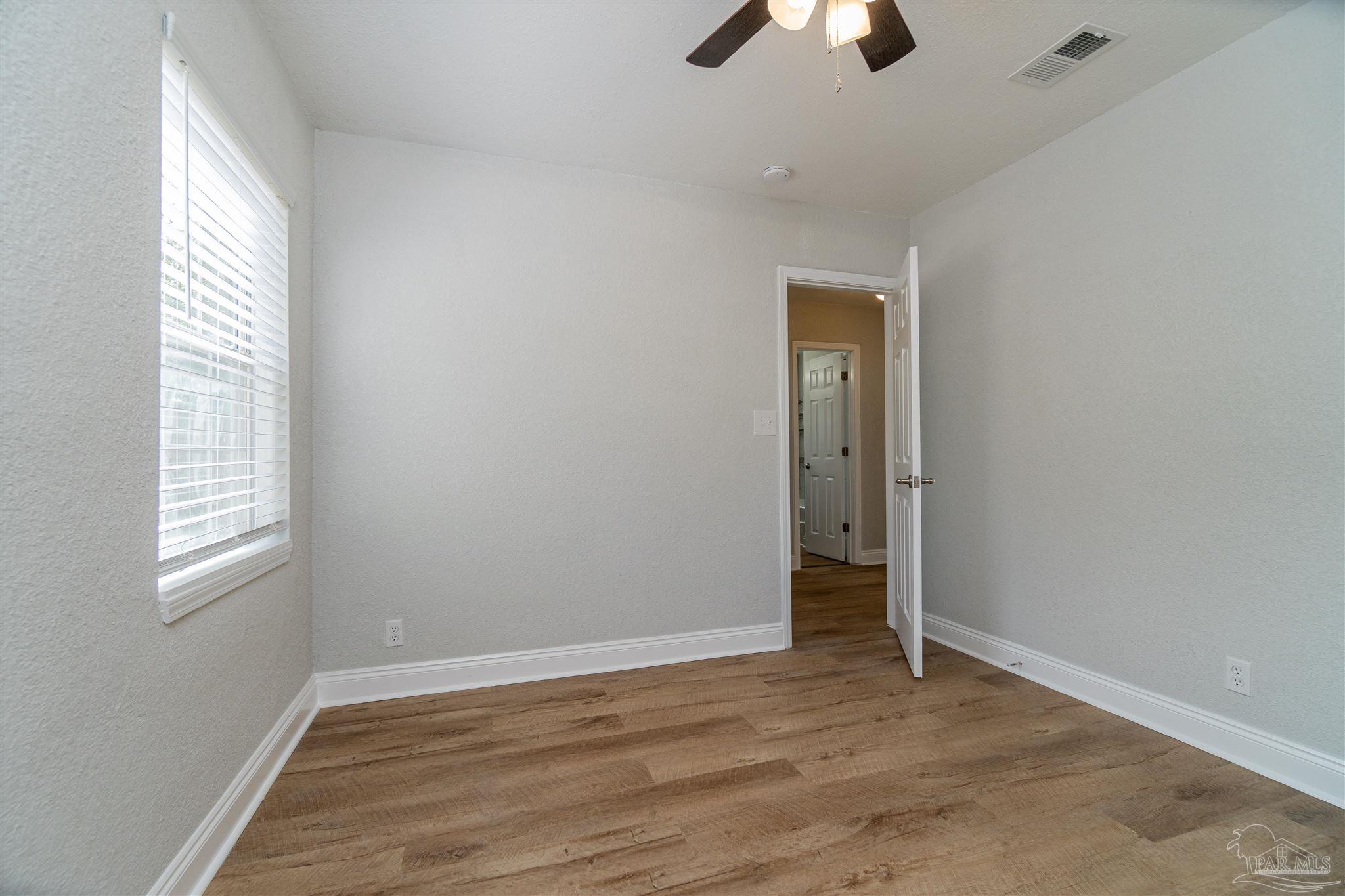 109 Reed Road Pensacola, FL 32507 - Photo 22 of 37